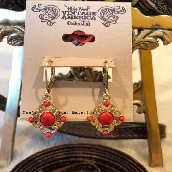 💥BOGO💥NEW Sakroots Crossbody Wristlet & FREE Earrings - Picture 4 of 7